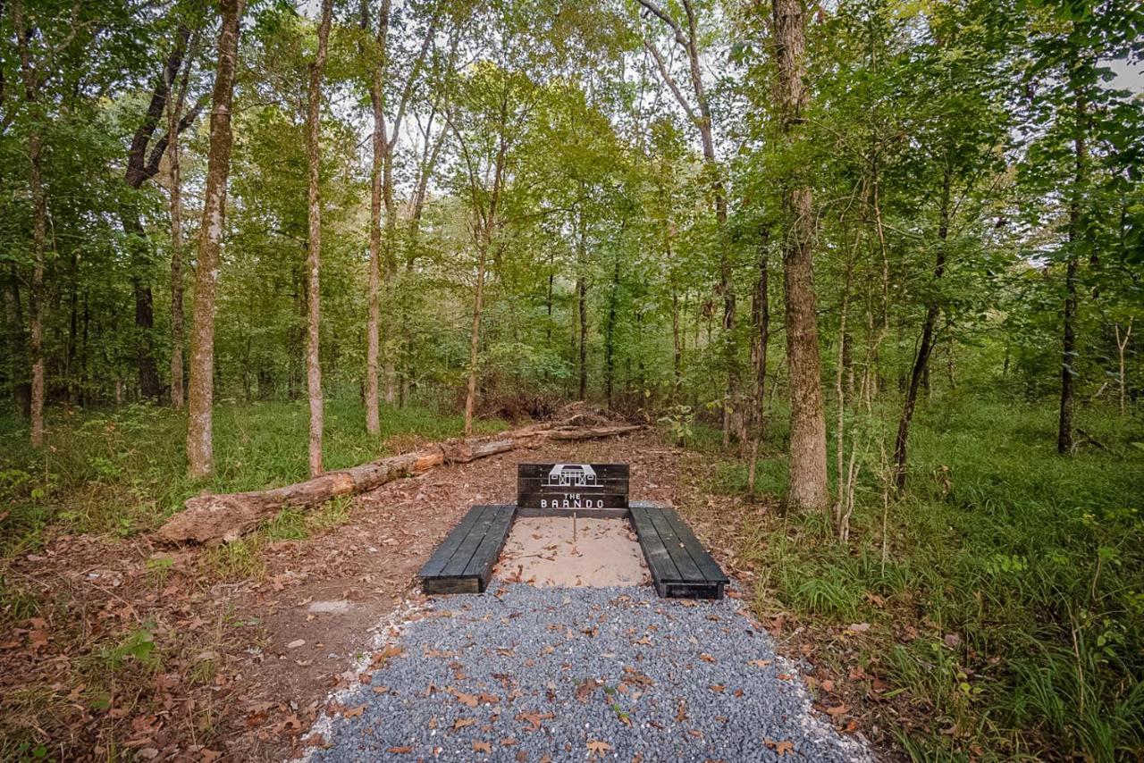 "The Barndo" 4Br Luxury Cabin, Hot Tub, Fire Pit, Bunks, Arcades, Playhouse! Broken Bow Exterior photo