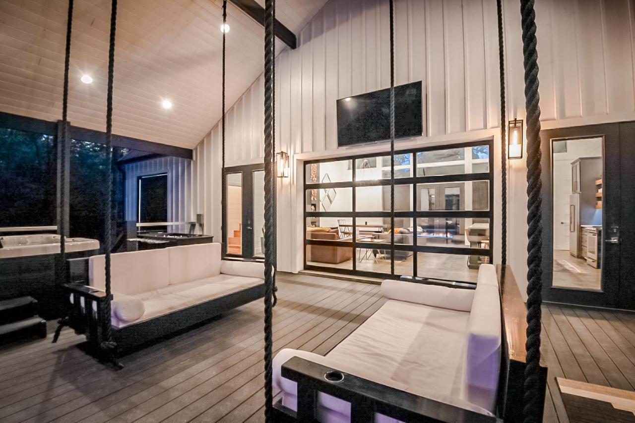 "The Barndo" 4Br Luxury Cabin, Hot Tub, Fire Pit, Bunks, Arcades, Playhouse! Broken Bow Exterior photo