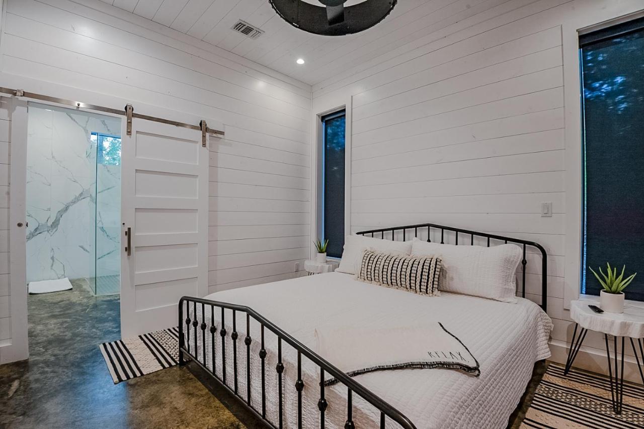 "The Barndo" 4Br Luxury Cabin, Hot Tub, Fire Pit, Bunks, Arcades, Playhouse! Broken Bow Exterior photo