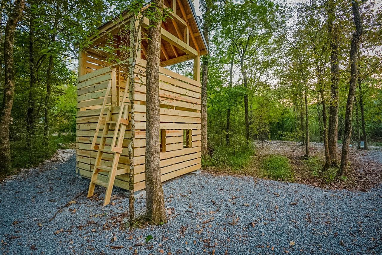 "The Barndo" 4Br Luxury Cabin, Hot Tub, Fire Pit, Bunks, Arcades, Playhouse! Broken Bow Exterior photo